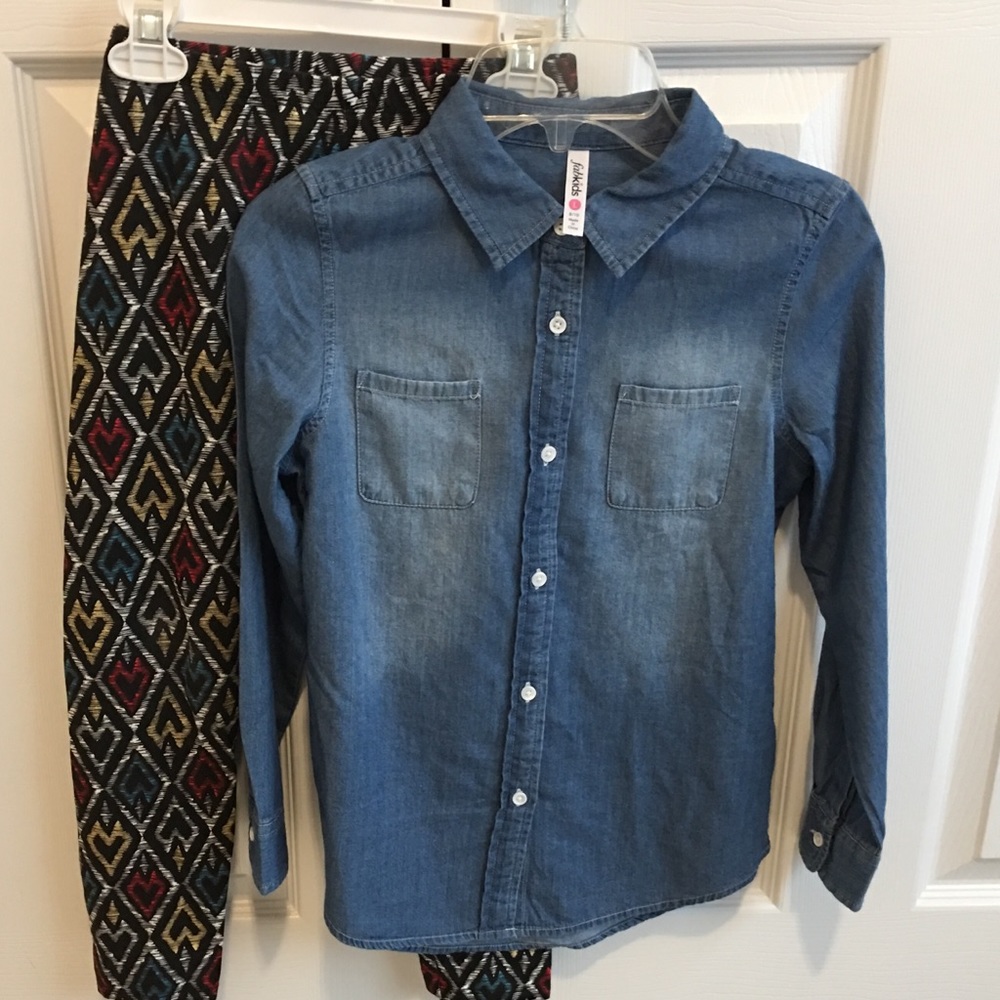 NWOT Fabkids L (8/10) Chambray top with Leggings